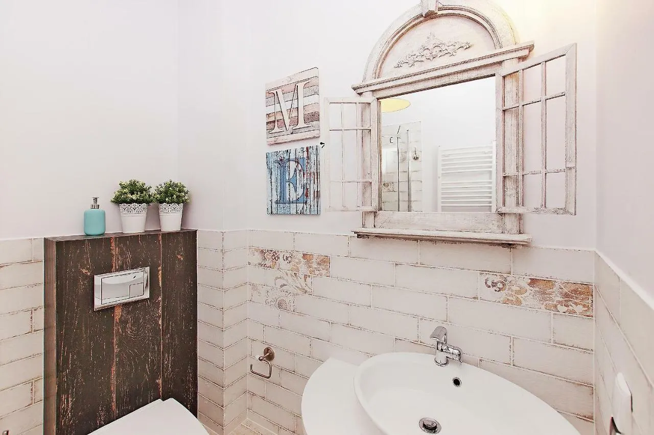 Central Gdansk Old Town Apartment